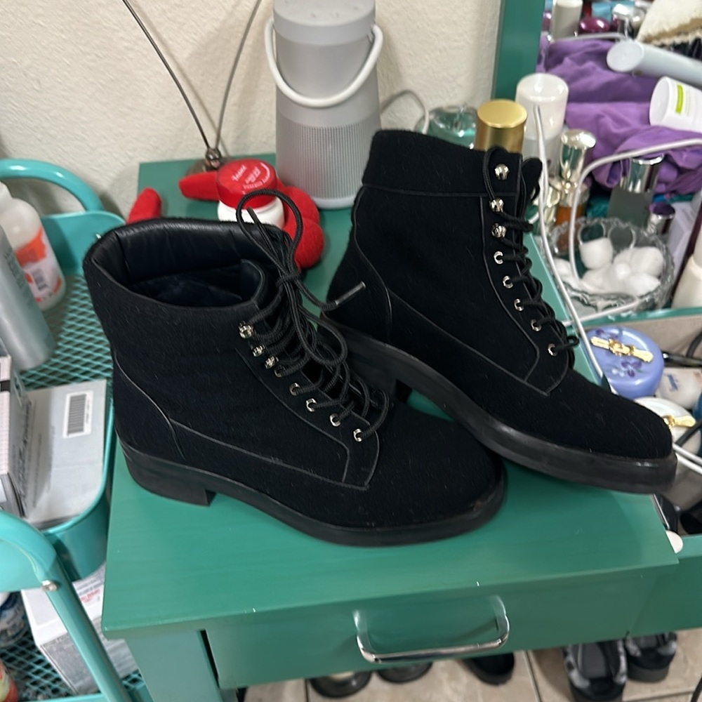 Do not purchase, Reserved for trade: Chanel wool boots black size 38